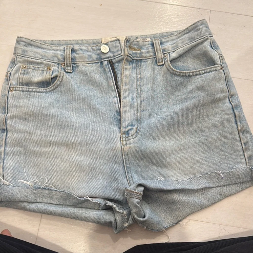 Light Wash Denim Women’s Shorts